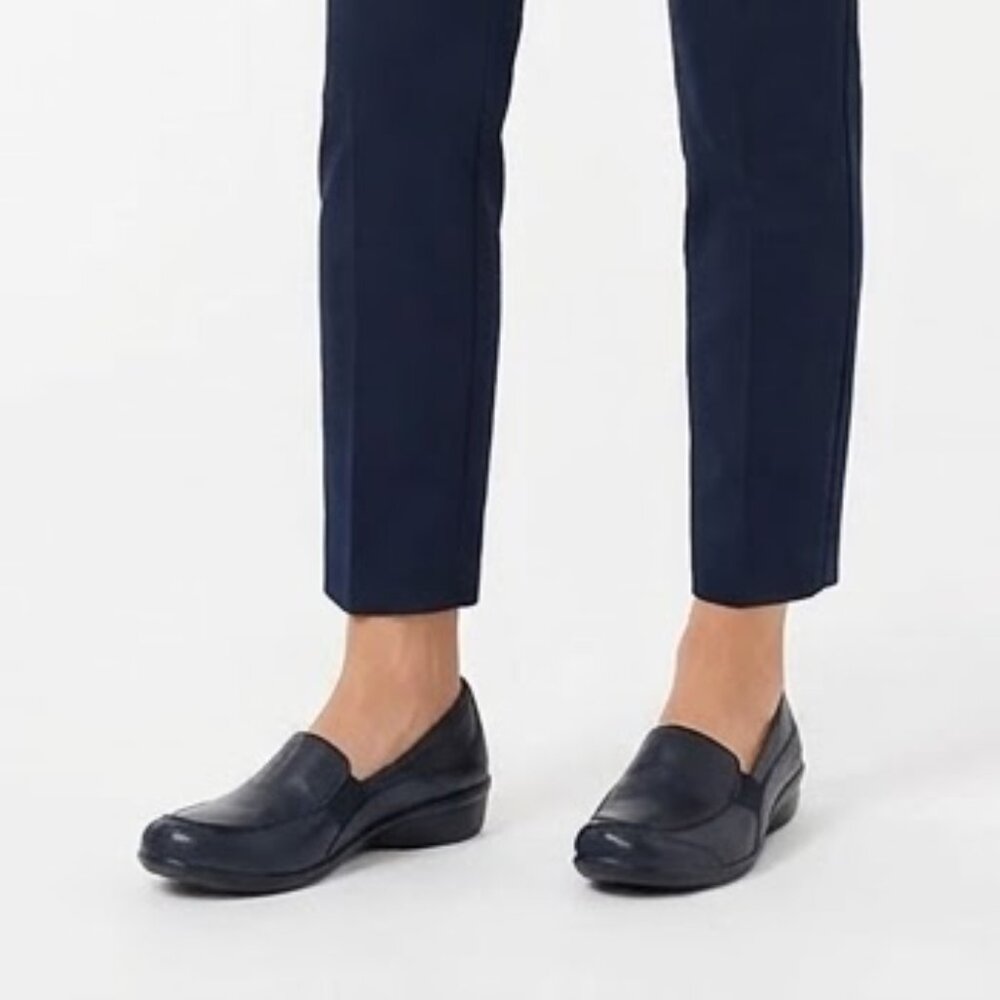 Natural Soul Black Leather Loafers - Dark Academia Comfort Slip-Ons - 8W